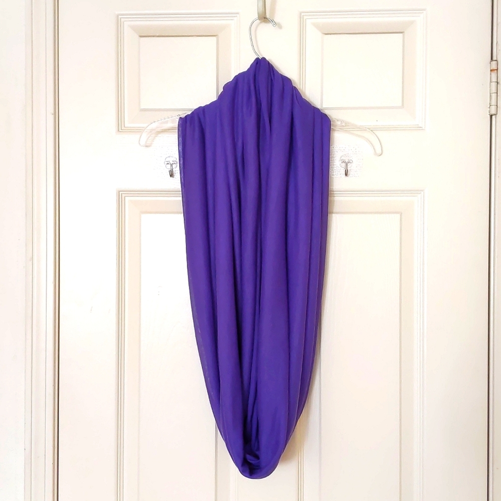 NWT. The Limited Rayon blended purple loop scarf.